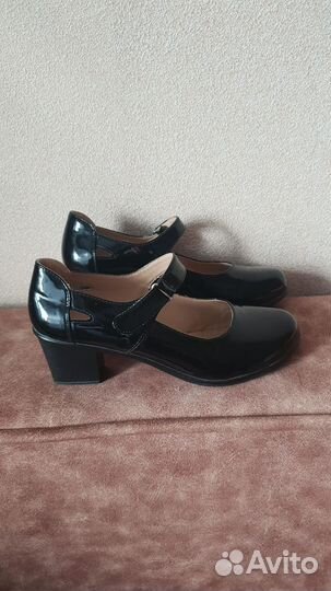 Туфли женские 39 размер