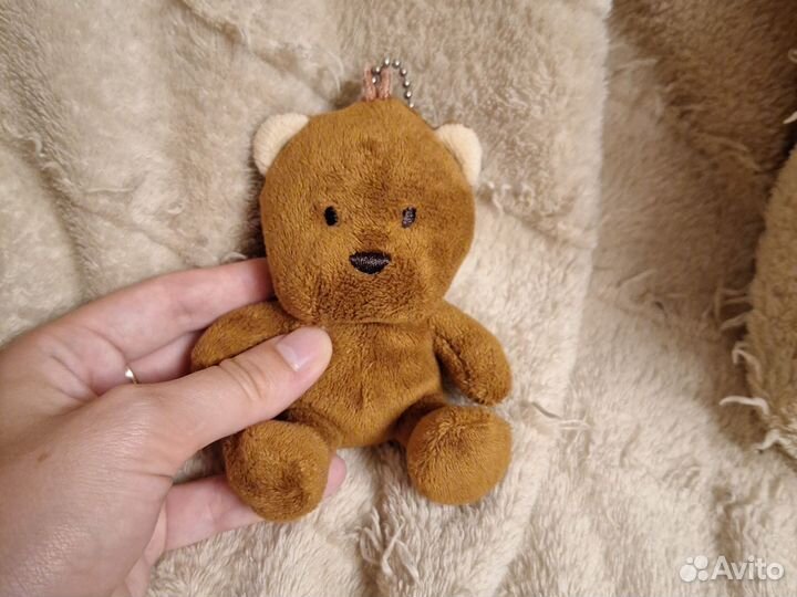 Маленький мишка брелок