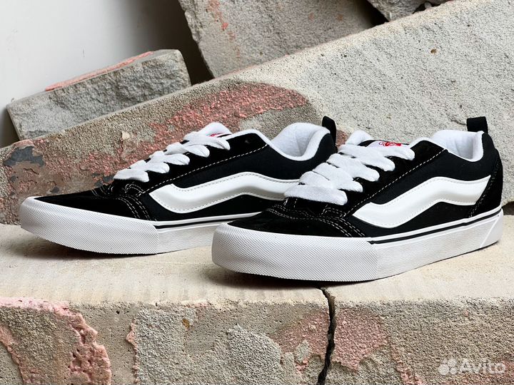 Vans Knu Skool Black White