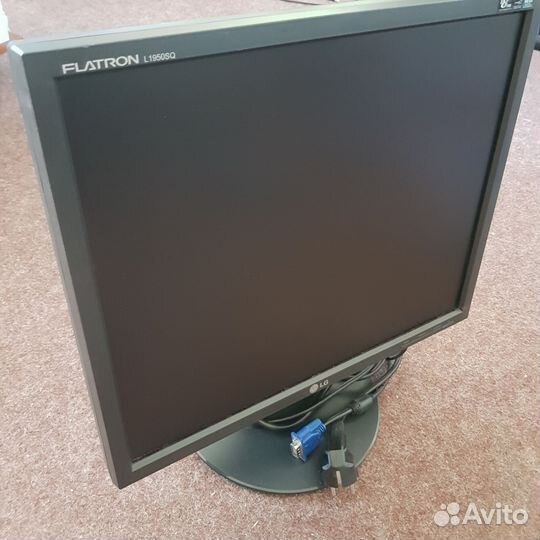 Монитор LG 19 дюймов