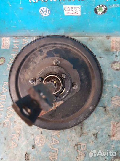 Вакуумный усилитель тормозов. Ауди 80-Б4