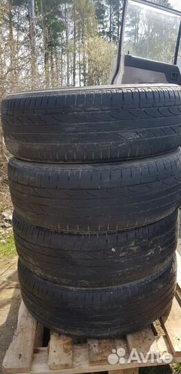 Bridgestone Dueler H/P Sport 215/60 R17