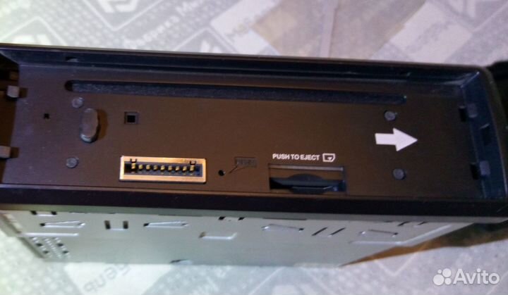 Магнитола с Калины штатная. 2011 год