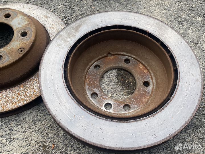 Задние тормозные диски на Porsche Cayenne 958