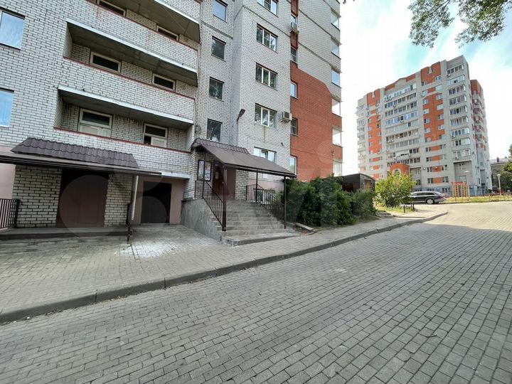 2-к. квартира, 69 м², 11/12 эт.