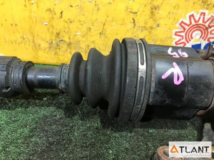 Привод передний правый toyota vitz