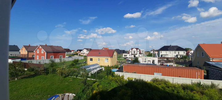 Дом 195 м² на участке 6 сот.