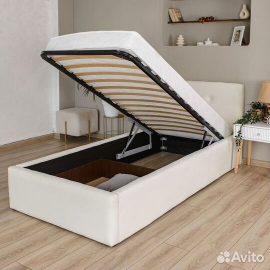 Кровать с матрасом и подъемным механизмом 90х200