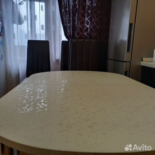 Стол кухонный раздвижной