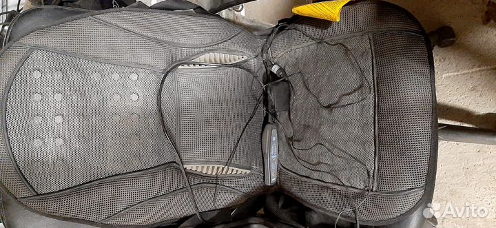 Накладка на автомобильное сиденье массажная