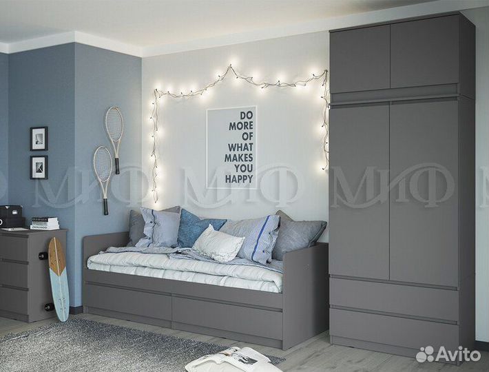 Шкаф распашной новый