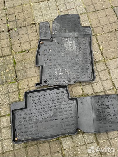 Автомобильные коврики резиновые для Lancer 10