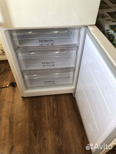 Холодильник samsung на запчасти