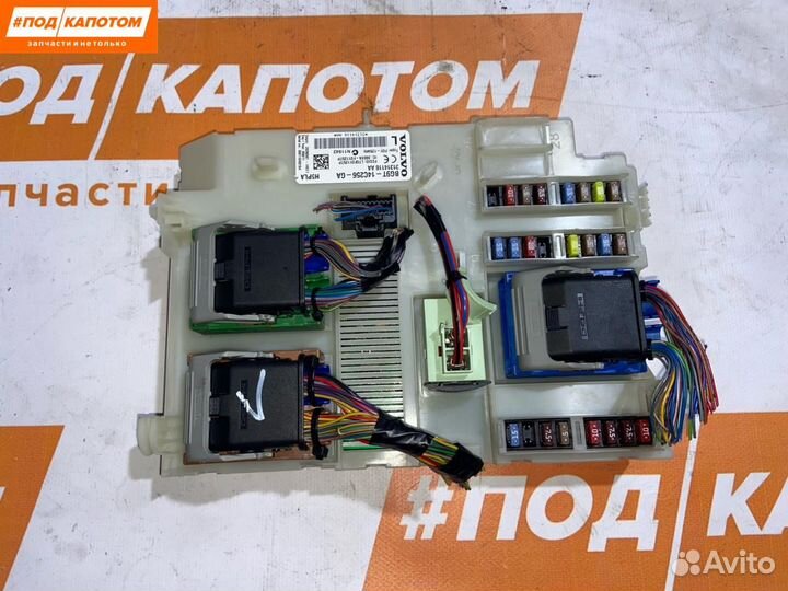 Блок предохранителей Volvo S60 2011