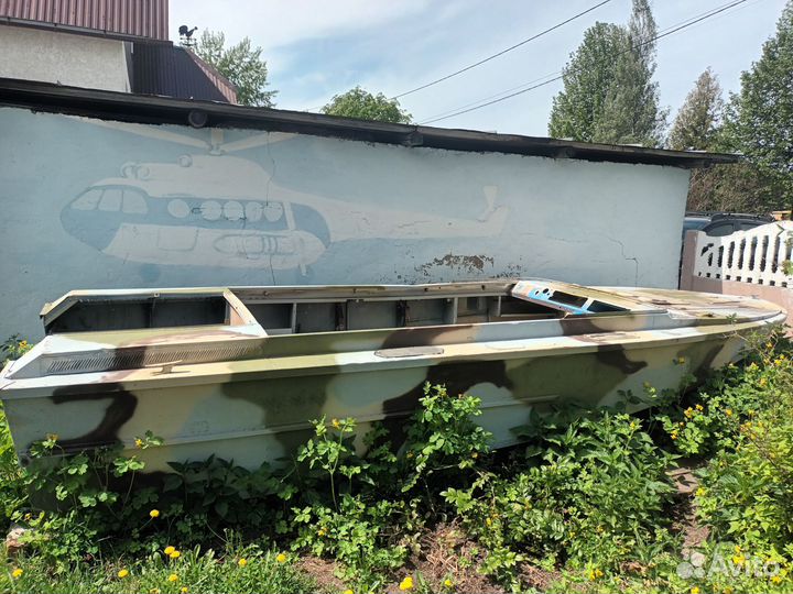 Продаю лодку с мотором