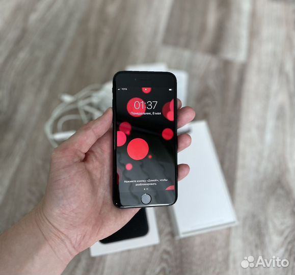 iPhone 7 128GB Black (отличное)