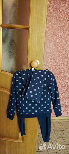 Продам костюм на девочку