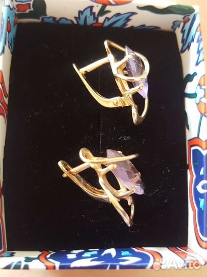 Серьги золотые