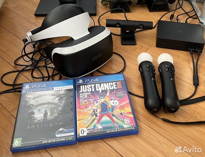 PS VR второй ревизии с 2 move, камерой и дисками