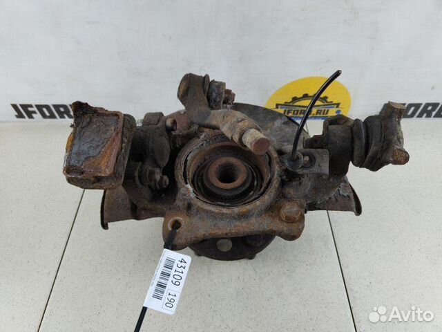 Кулак поворотный передний левый Ssangyong Kyron DJ