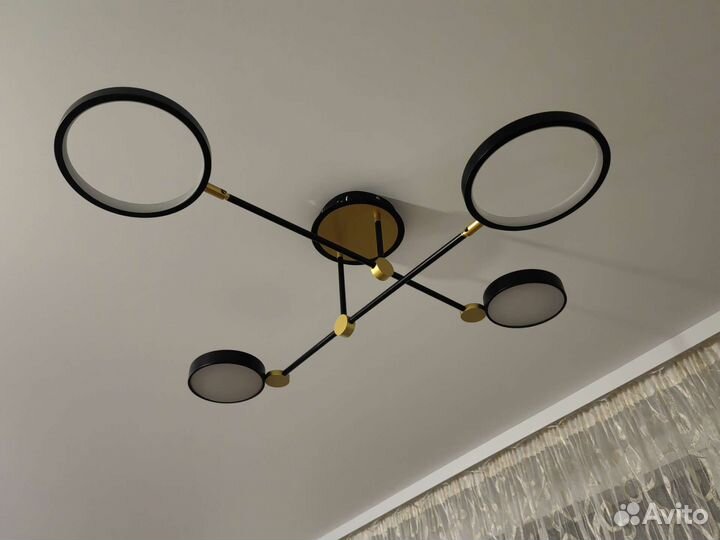 Люстра потолочная светодиодная новая с пультом