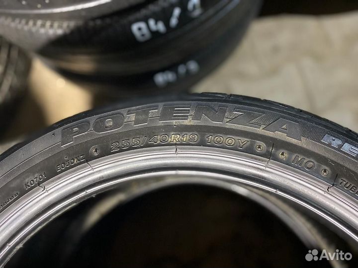 Bridgestone Potenza RE050 255/40 R19 100Y