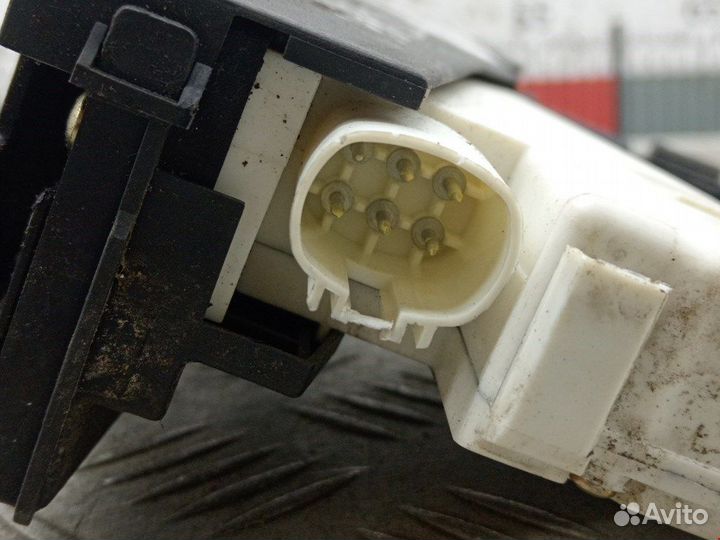 Замок двери задней левой для Seat Alhambra