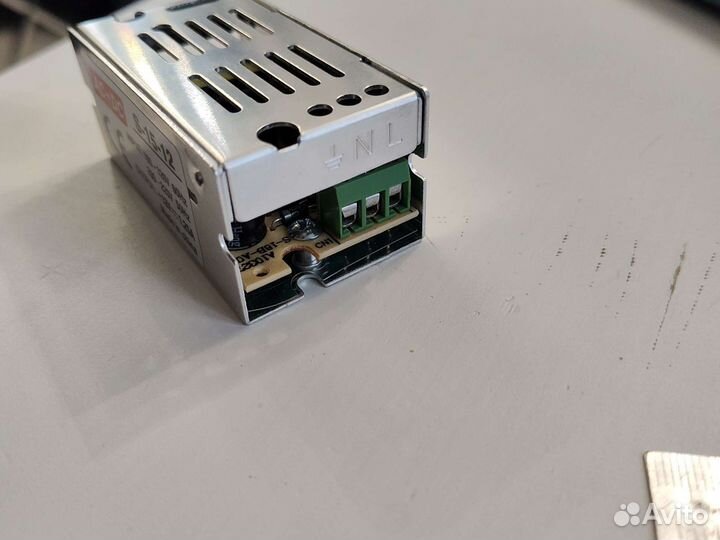 Блок питания 12V 1.25A
