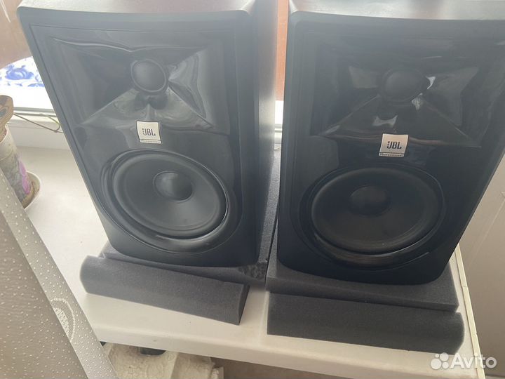 Колонки JBL 305 mkii