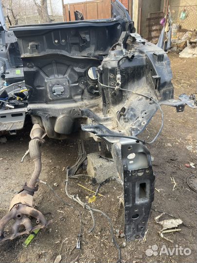 Четверть передняя левая kia rio 3