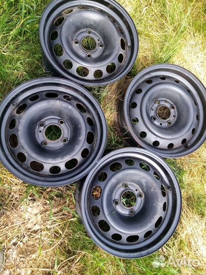 Peugeot 4*108 ET27 R15