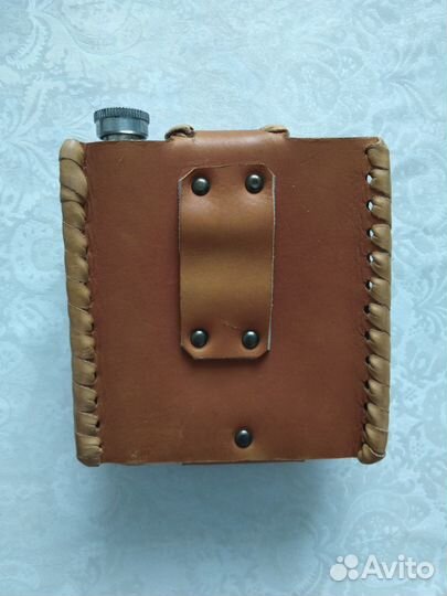 Фляжка в кожаном чехле (нерж.) 0,5л новая