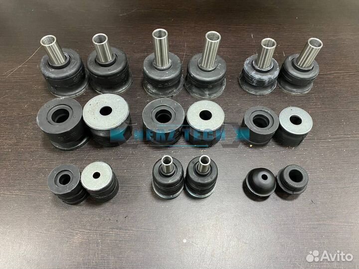 Нержавейка втулки и подушки рамы Land Cruiser 200