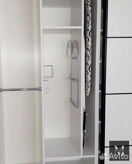 Современный шкаф купе