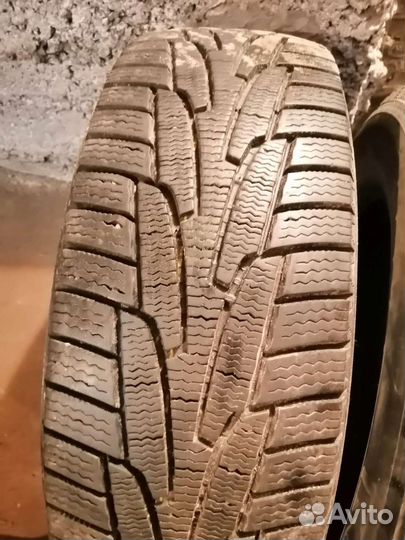 Kumho I'Zen KW31 215/60 R17 96R