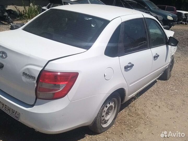В разборе Лада гранта 2015 год