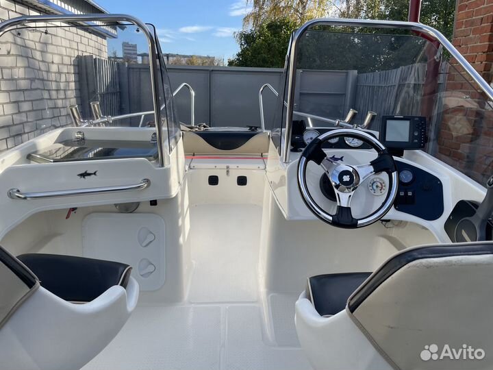 Продам катер Silver Hawk-540 DC