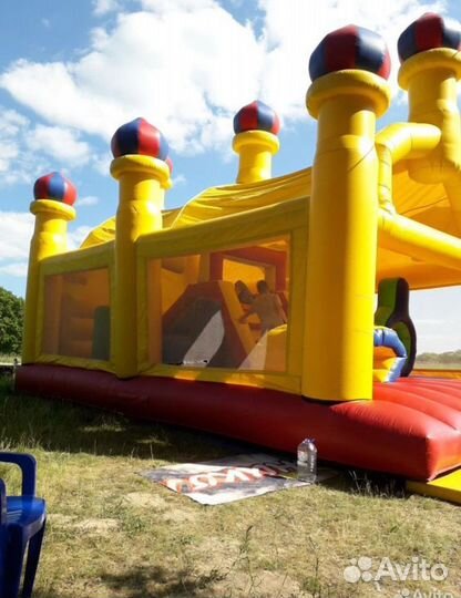 Детский надувной батут с горкой