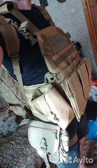 Военное снаряжение тактическое обмундирование