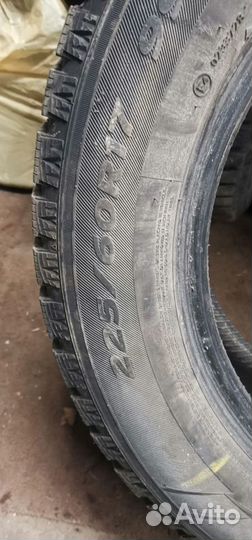 Hankook Winter I'Pike 225/60 R17