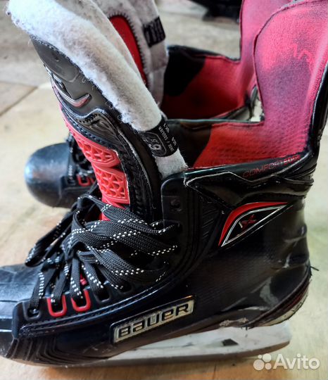 Коньки хоккейные bauer 1x