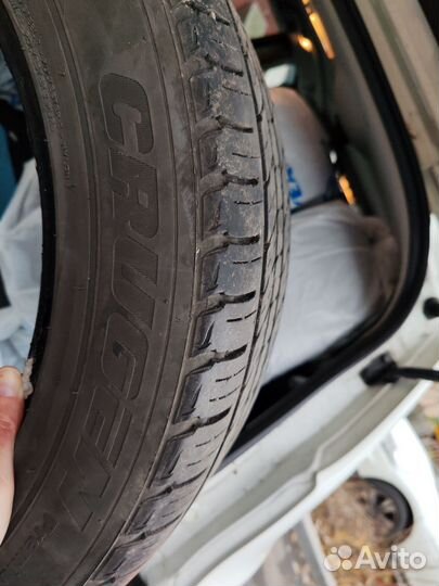 Kumho Crugen Premium KL33 215/60 R17 100V