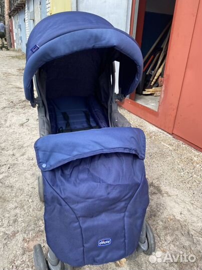 Прогулочная коляска