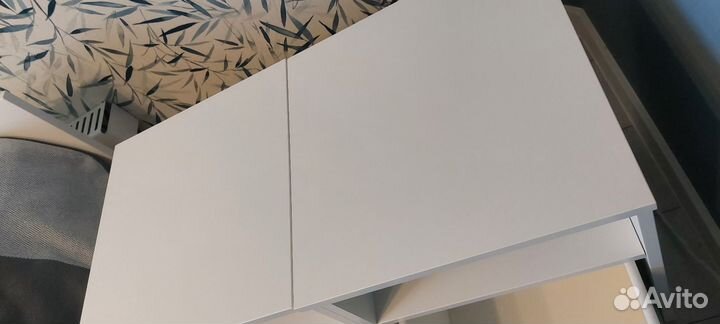 Тумбочки прикроватные IKEA бримнэс