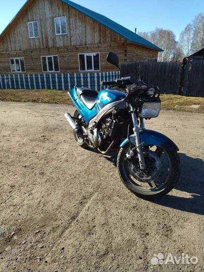 Kawasaki ZZR 250