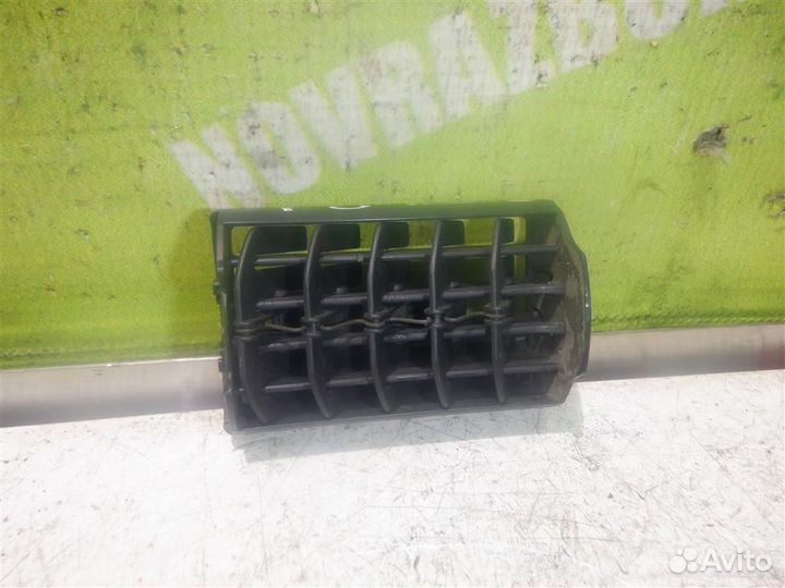 Дефлектор воздушный Ауди 80 90 Б4