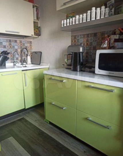 4-к. квартира, 79,4 м², 1/9 эт.