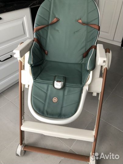 Стульчик для кормления happy baby berny v2