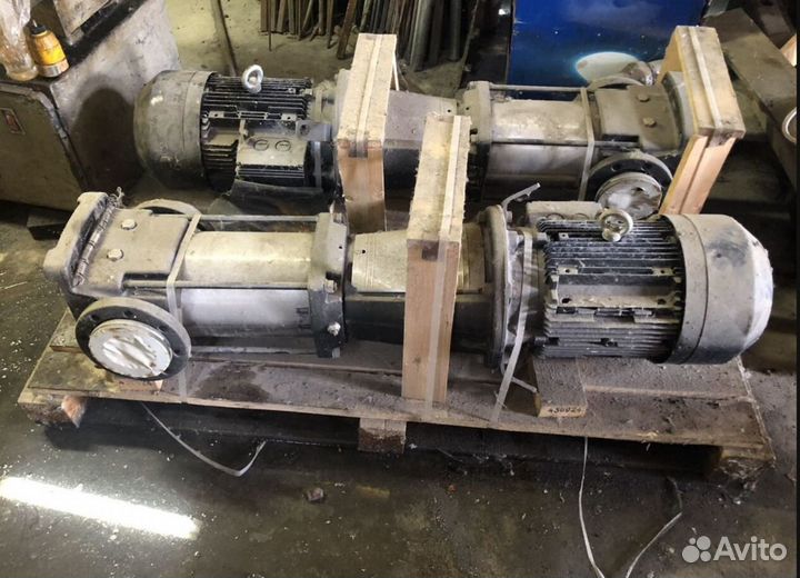 Насос Grundfos CRN 90-3