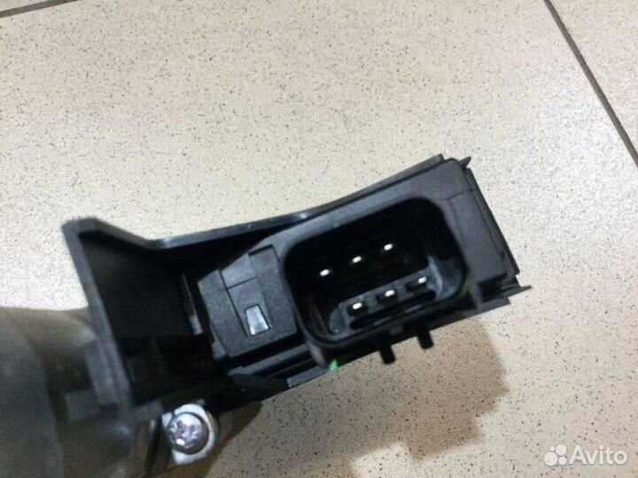 Моторчик стеклоподъемника левый Jeep Grand